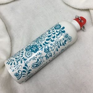 ✈️ FREE -WITH- BUNDLE Patterned Metal Water Bottle